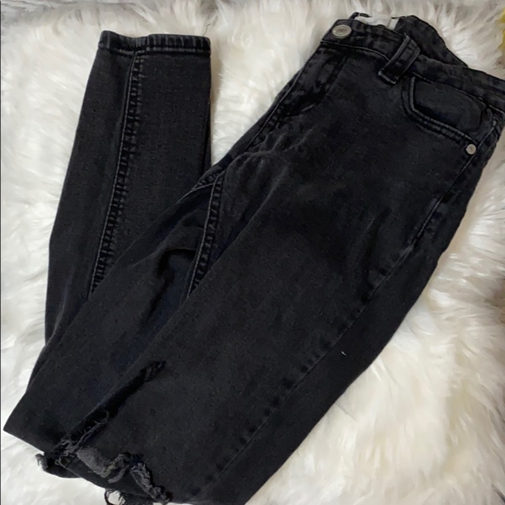 Washed Black Skinny Low Rise Jeans